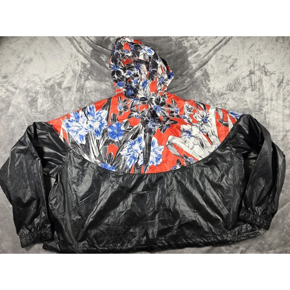 NWT Nike Sportswear Windrunner Women's‎ 3X Cropped Floral Jacket w/Pockets